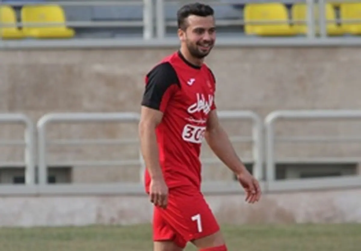 روز پر تولد تمرین پرسپولیس/ سروش کیک‌مالی شد