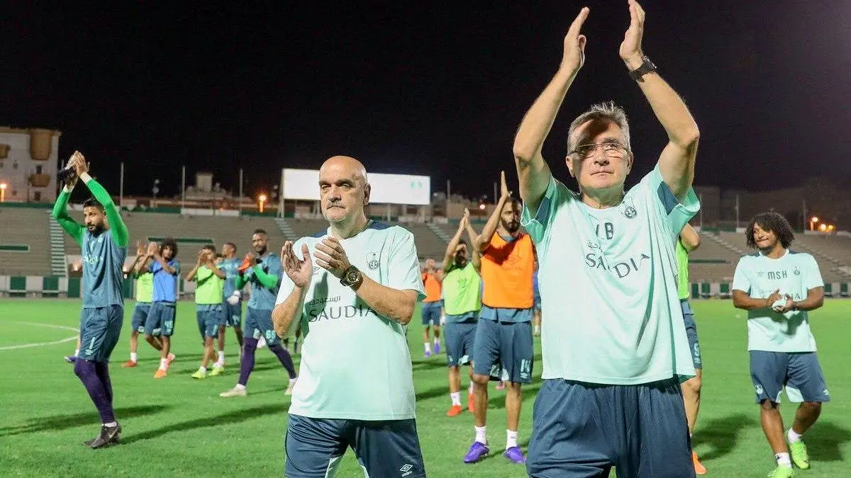 الاهلی با مربیان خارجی مذاکره نمی کند