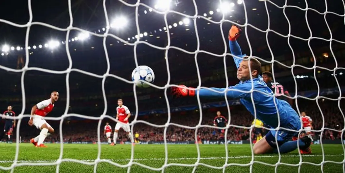 نویر:در لندن به جای دریافت گل، گلزنی می‌کنیم