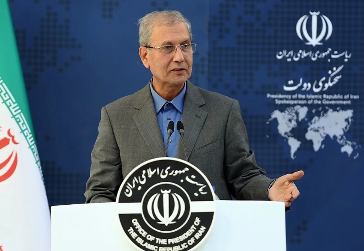 سخنگوی دولت : خنده روحانی،‌ علامت تسلیم نشدن مقابل فشارهاست/ مسئولیت عدم شکل گیری گفت‌وگو در نیویورک، مستقیما با آمریکاست/ ترامپ با نگه داشتن تحریم ها نشان داد عزمی در این زمینه ندارد