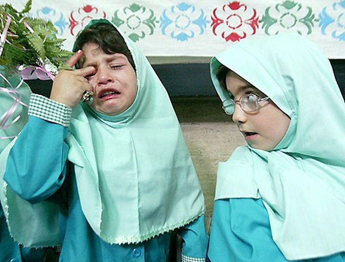 چگونه با ترس از مدرسه کودکمان برخورد کنیم؟