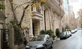 مادر و دختر 13 ساله هنرپیشه‌ فیلم‌های سیاه پدر/ زن و دختر به خلوتگاه مردان پولدار می رفتند!