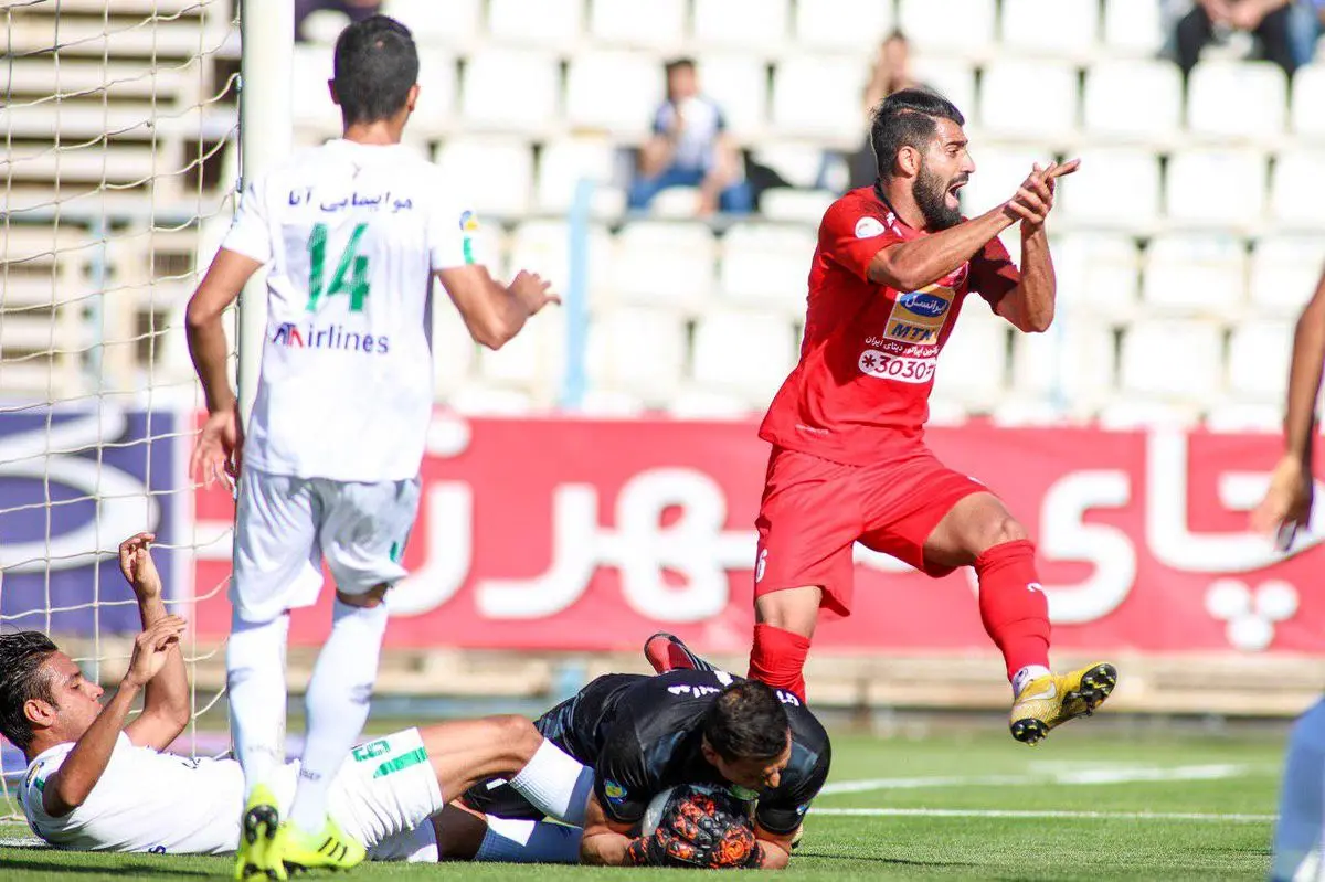 کنعانی زادگان: خدا را شکر پنالتی پرسپولیس گل نشد!