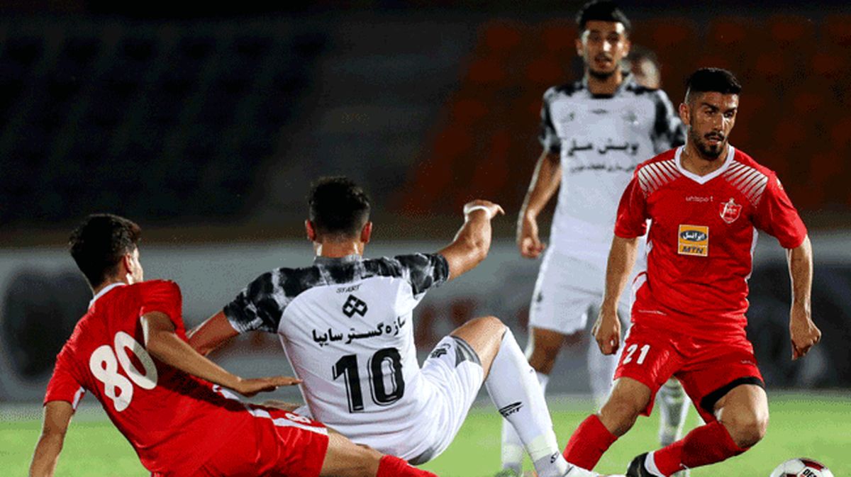 پاشنه آشیل پرسپولیس براندائو است/ تیم کالدرون هجومیتر از برانکو است
