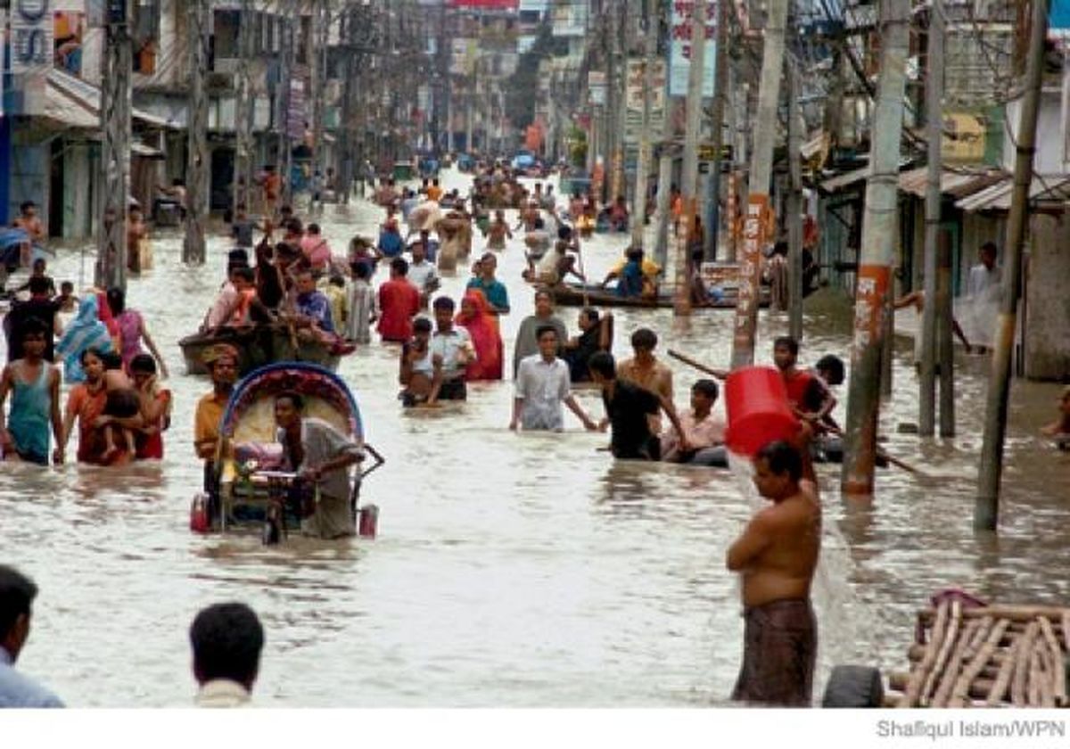 سیل و طغیان رود گنگ، صد کشته در هند بر جای گذاشت