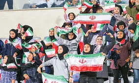 اشک های زنان پس از ورود به ورزشگاه آزادی