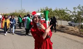 شور و اشتیاق هواداران بانوان در ورزشگاه