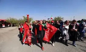 گزارش تصویری حضور بانوان در بیرون از ورزشگاه