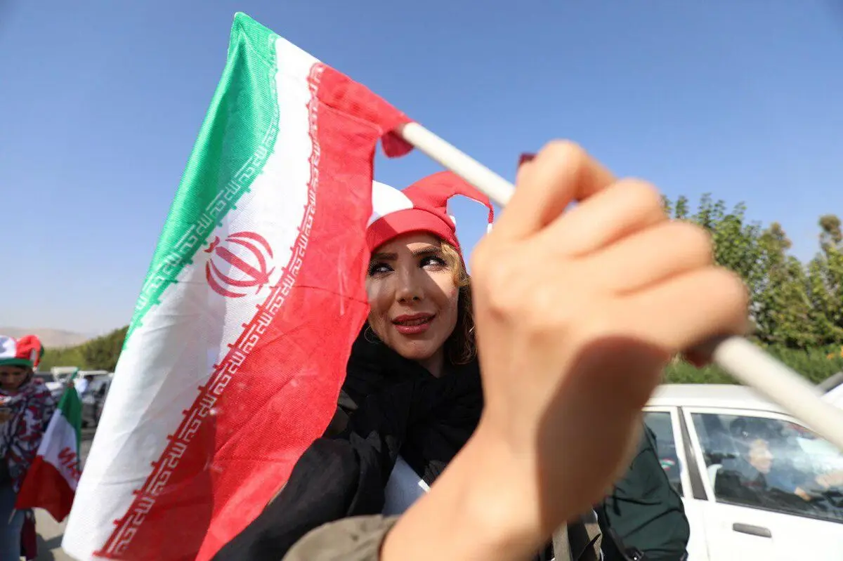 گزارش تصویری بانوان در ورزشگاه آزادی