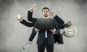 برخی از افراد در کشور ما بیش از ۱۰ شغل دارند/ سعی می‌کنیم ممنوعیت تصدی بیش از یک شغل تبدیل به قانون ماندگاری شود