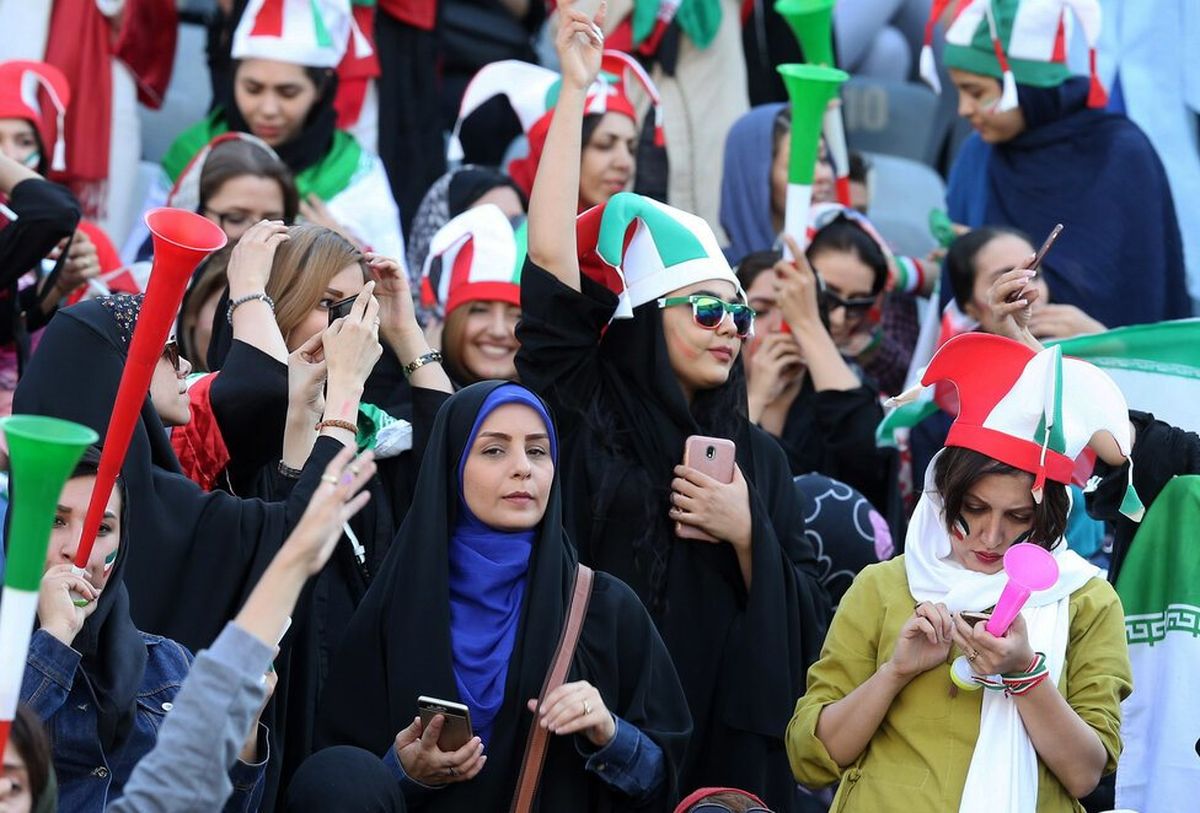 بازتاب حضور زنان در ورزشگاه در رسانههای جهان