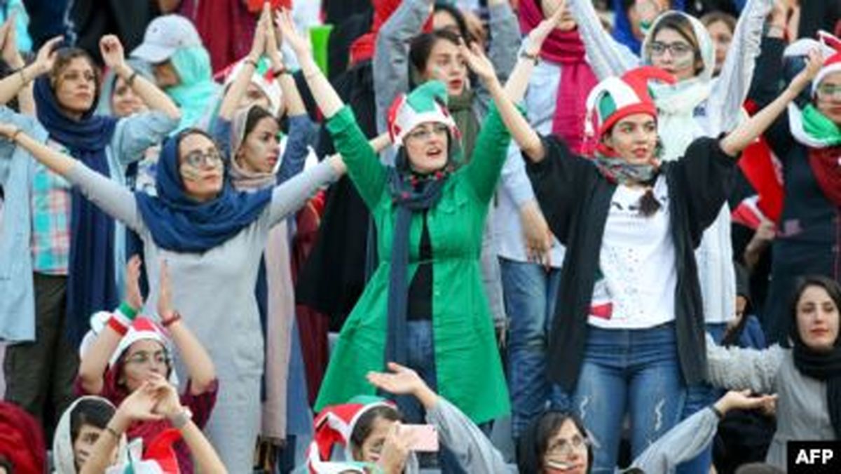 بازتاب حضور زنان در ورزشگاه در رسانههای جهان/ بازی دو سر برد برای ایران