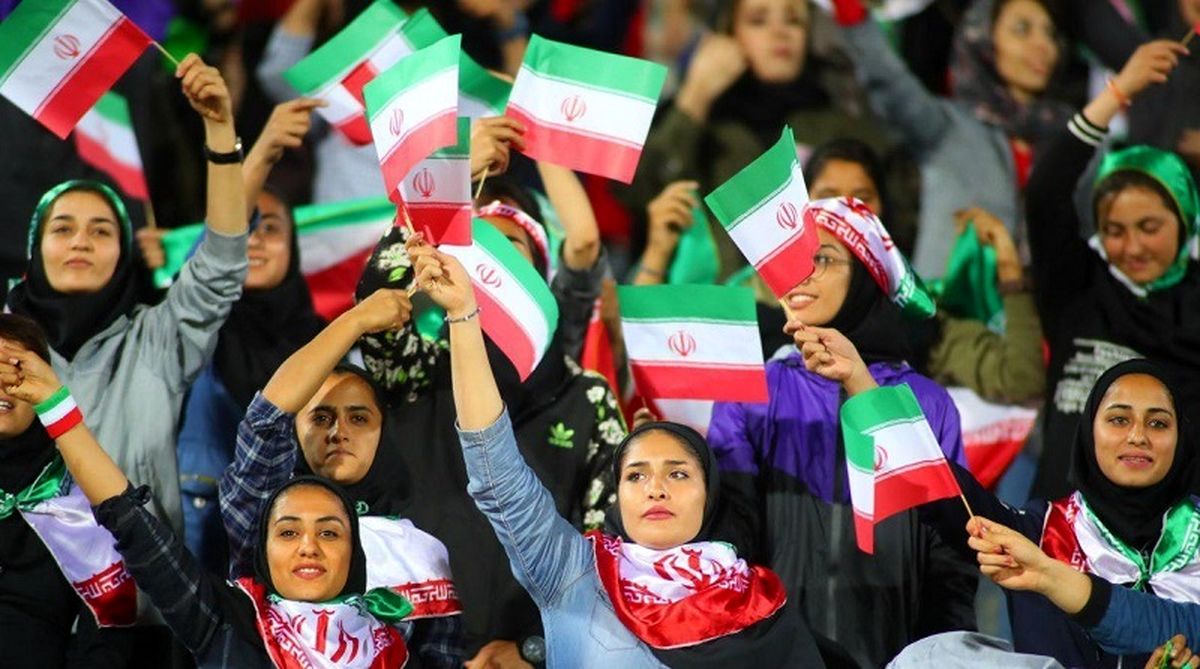 درخشان: حضور زنان در استادیوم، انگیزه بازیکنان را بالا برد