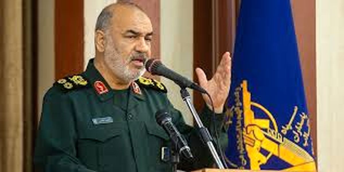 سرلشکر سلامی: دشمن در مقابل قدرت ملت ایران ناتوان است