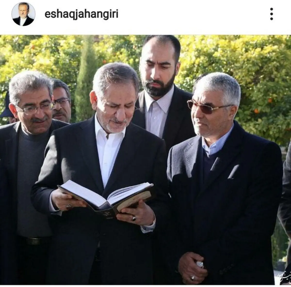 خاطره جهانگیری از تفالی که به حافظ زد