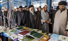 نمایشگاه بزرگ کتاب در چهارمحال و بختیاری گشایش یافت