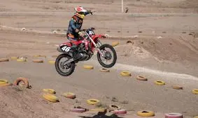 اولین دوره مسابقات موتور کراس زنان + عکس