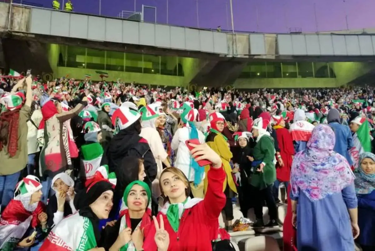 این چهل سال که زنان ما پشت در ورزشگاه بودند، فیفا کجا بود؟