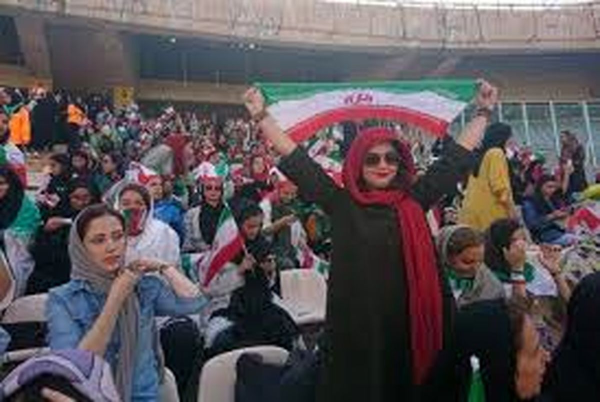عباس عبدی: با سرعت به ملاقات آن چیزی میرویم که از آن فرار میکنیم!