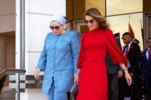 همسر سیسی پس از مدت‌ها در دیدار با ملکه اردن آفتابی شد+ تصاویر