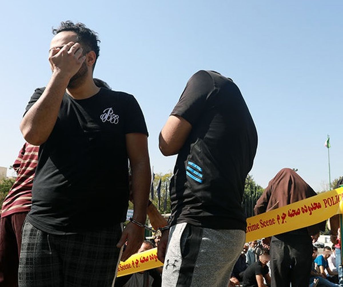 گفتگو با آرایشگر 28 ساله که از مشتریان پولدارش سرقت میکرد + فیلم