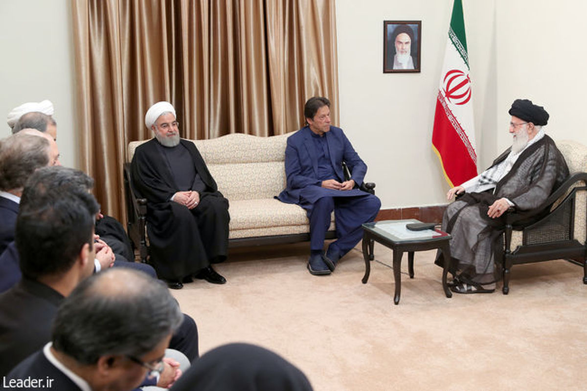 نخست‌وزیر پاکستان با رهبر معظم انقلاب اسلامی دیدار کرد