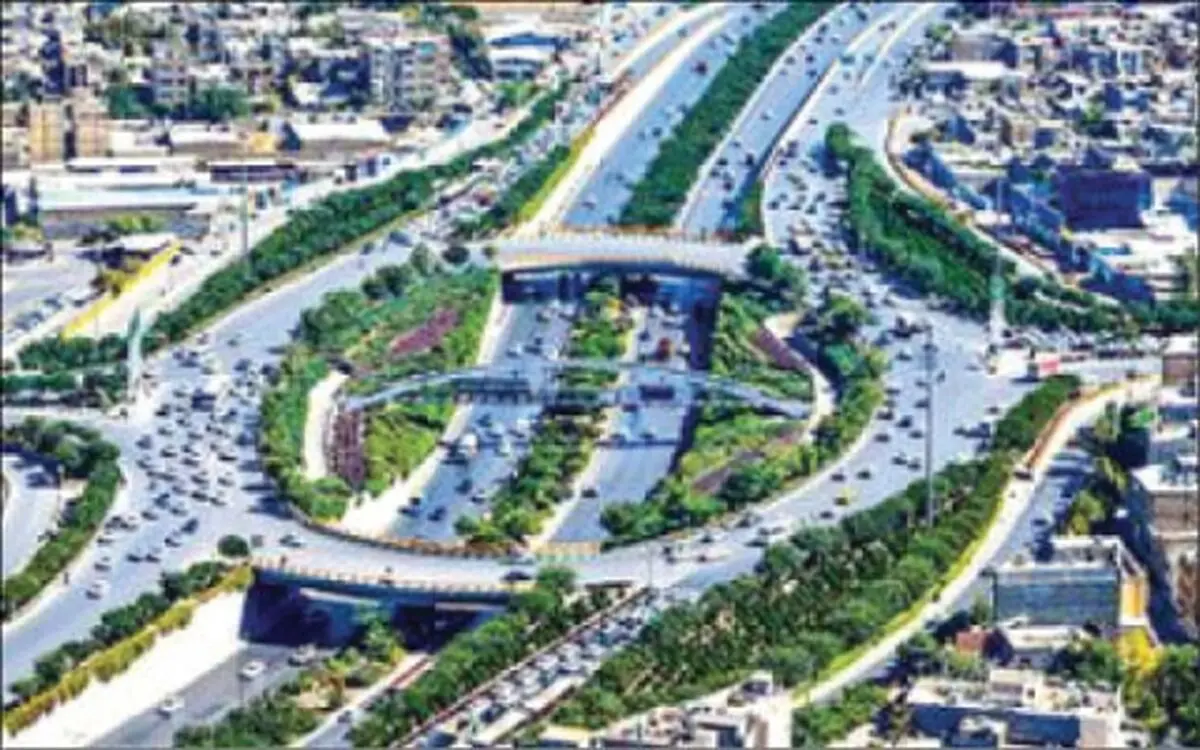 توهم شبانه یک زن بزرگراه 100 متری مشهد را به هم ریخت!