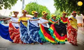 مردانی که آرایش می‌کنند و لباس زنانه می‌پوشند!+ عکس