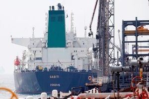 فیلم| تکذیب نشت نفت از کشتی SABITI