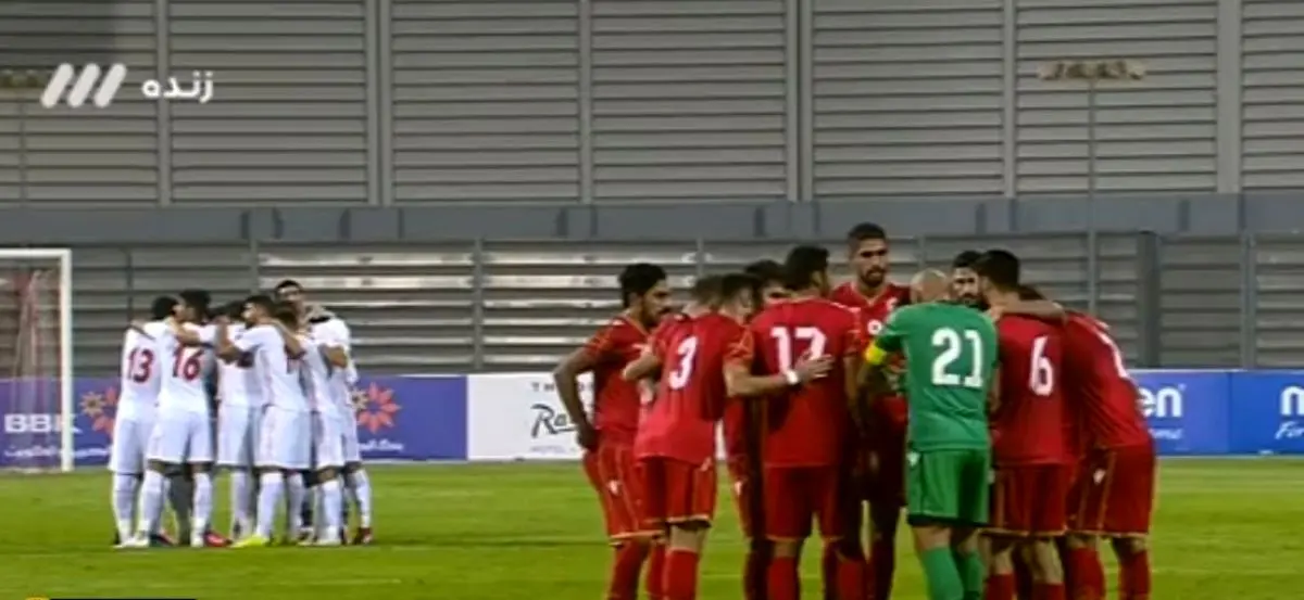 حرکت زشت هواداران بحرین هنگام پخش سرود ملی ایران