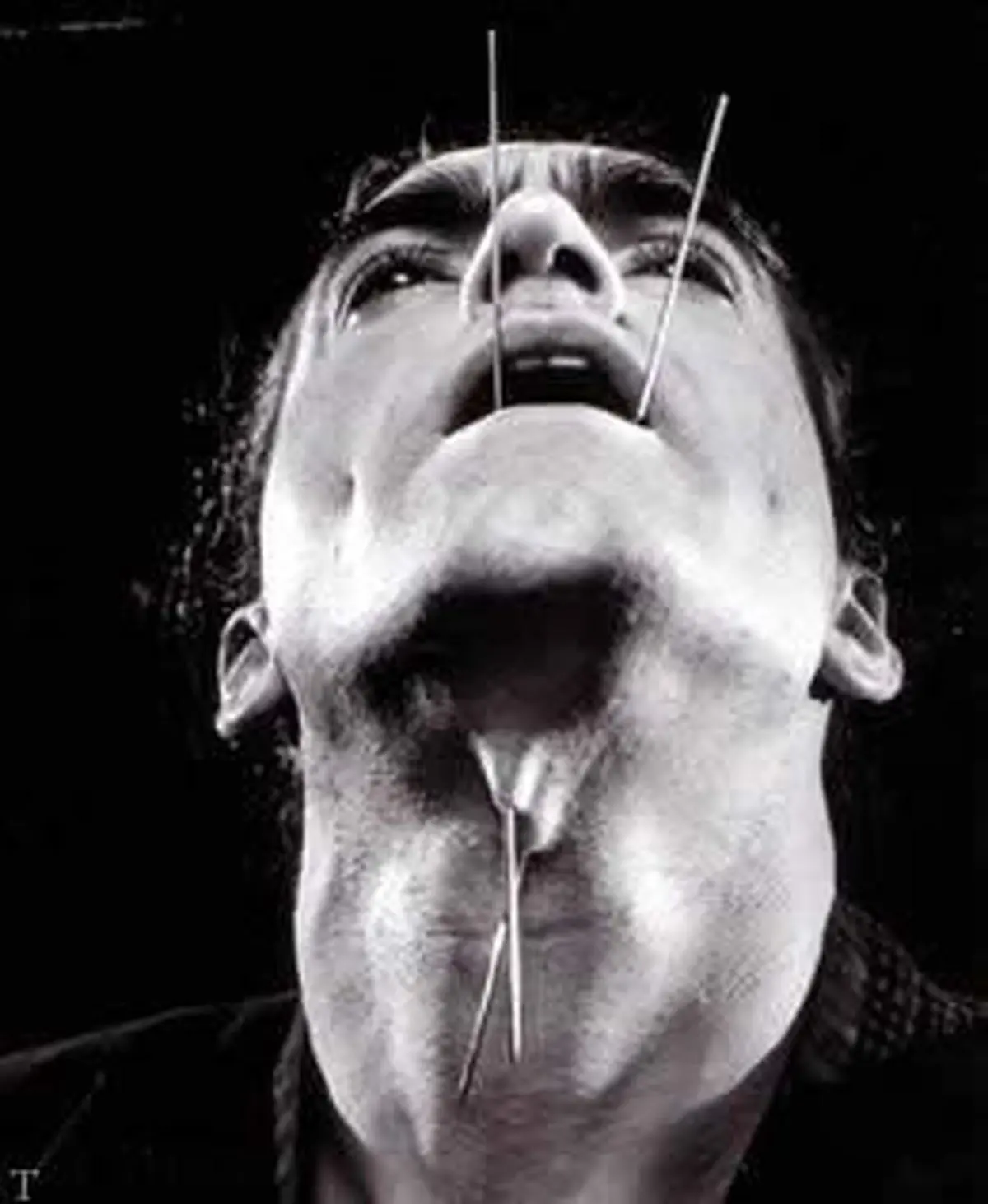 معرفی عجیب و غریب ترین انسانهای جهان + تصاویر