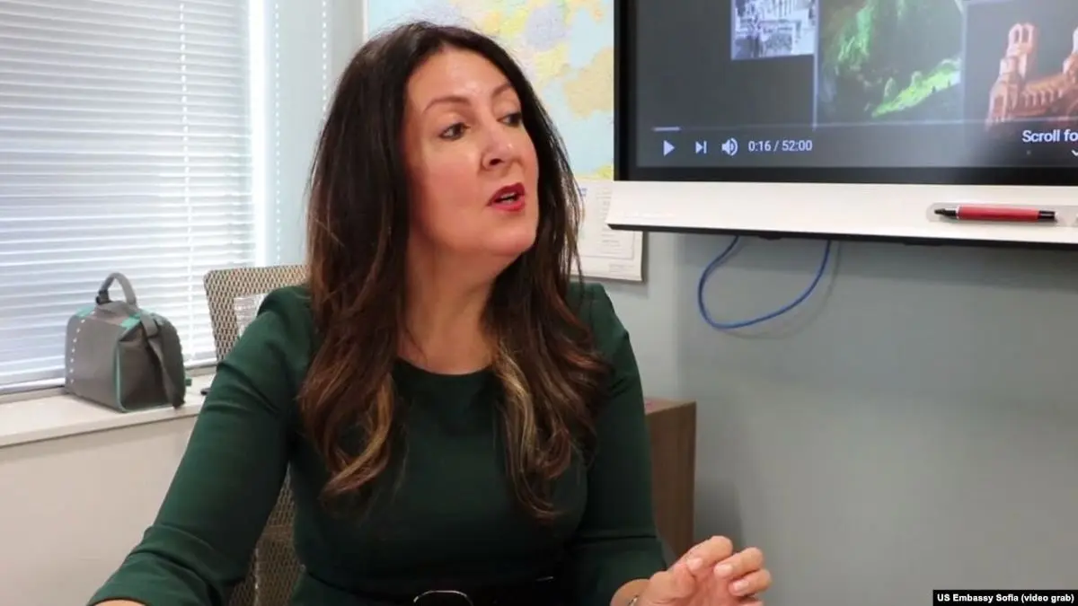 یک زن کُرد، سفیر آمریکا شد