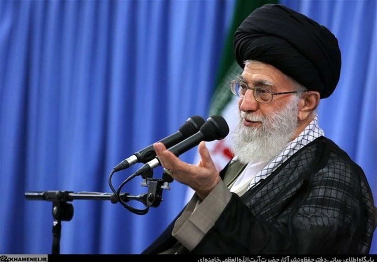زنِ هوشمند، مرد را اداره میکند/ مرد باید ضرورتهای زن را درک کند