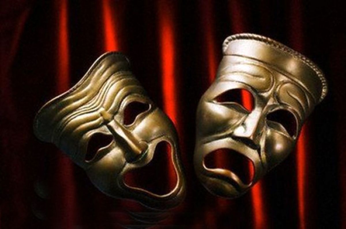 ۵ نمایش جدید در مشهد مقدس روی صحنه میروند