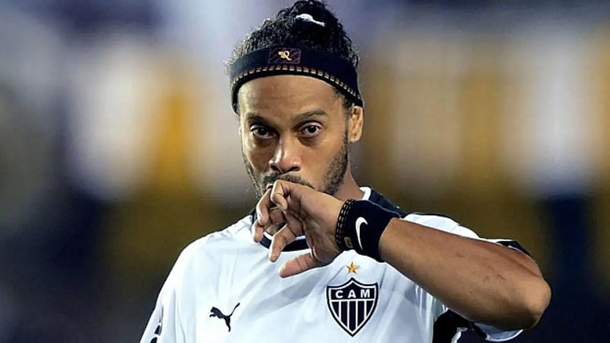 پیش بینی رونالدینیو از آینده ستاره برزیلی رئال