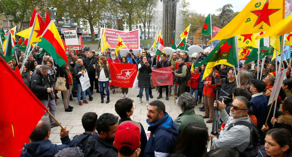 راهپیمایی در کلن آلمان علیه عملیات ترکیه در شمال سوریه