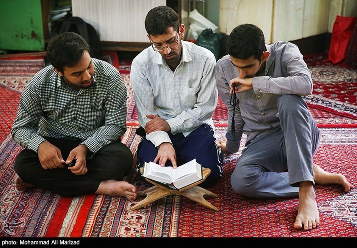۱۰۰ هزار نفر امسال در استان اصفهان معتکف میشوند/ ۵۵۰ مسجد آماده حضور معتکفین
