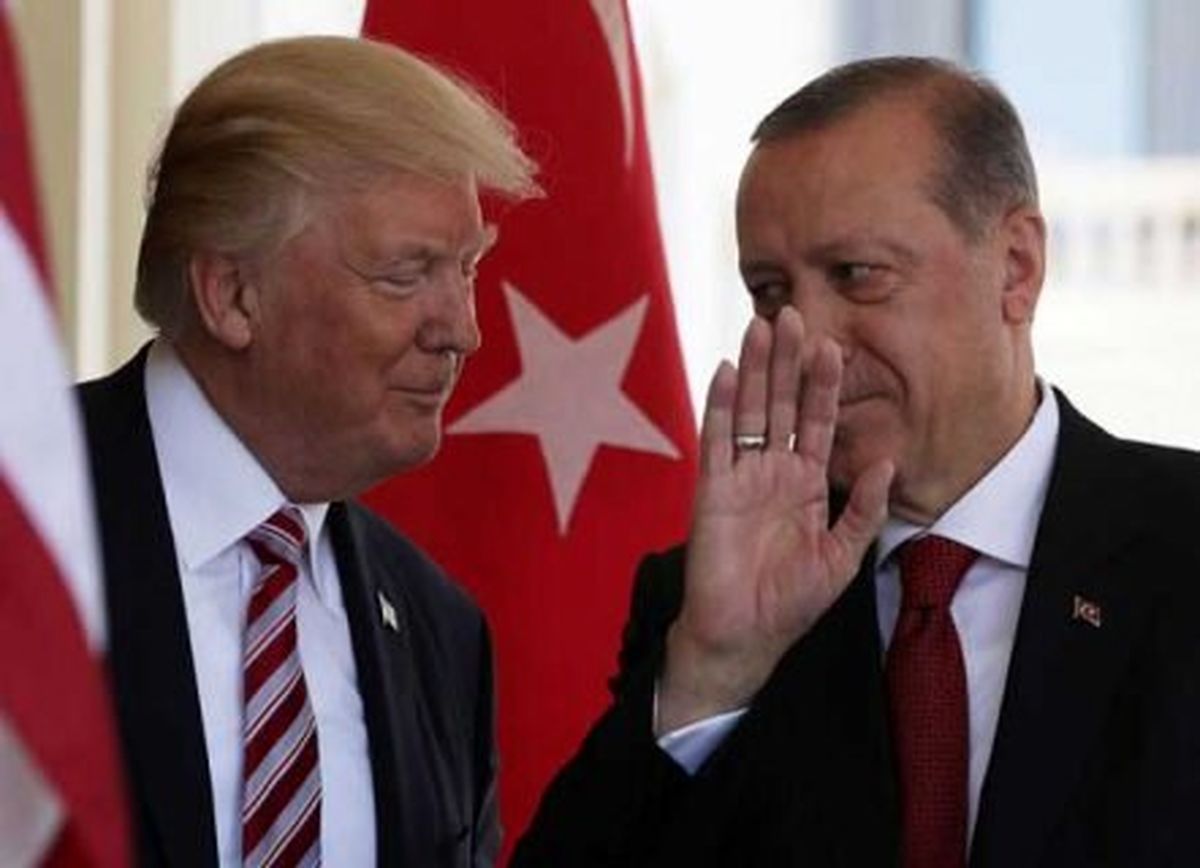 بلومبرگ: اردوغان به عواقب خطرناک عصبانی کردن ترامپ می‌اندیشد