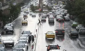 جاده‌های ‌استان‌ تهران به‌دلیل بارش باران لغزنده است