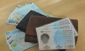 مدارک هویتی و وسایل گمشده زائران تحویل اداره پست قصرشیرین شد