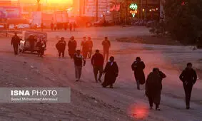 پیاده روی زائران امام رضا(ع) به سمت مشهد+ عکس