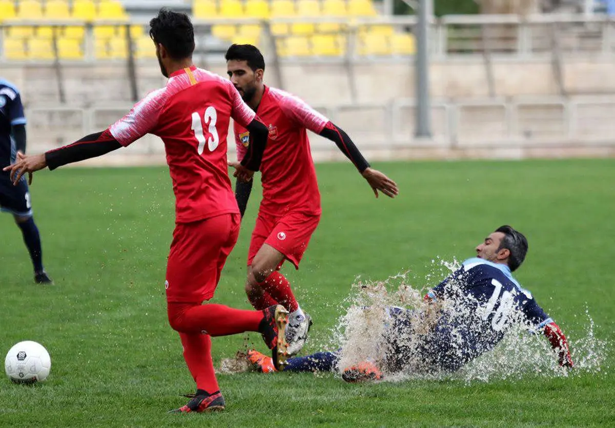 استقبال از بشار رسن با تکل خشن