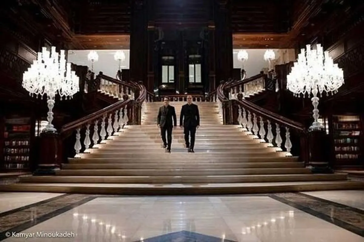 هنرمند و اهل پیله!/یادداشت احمد زیدآبادی در واکنش‌ها به هجمه‌ها به همایون شجریان و علیرضا قربانی