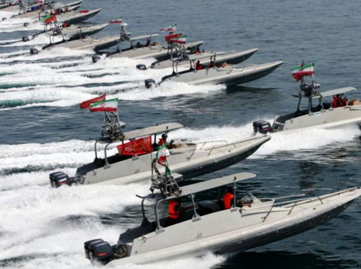 ایران ۱۵۰۰ شناور تندرو هجومی دارد /جنگ چریکی متعارف و تاکتیک‌های ازدحام مدرن، رویکرد قایق های ایران