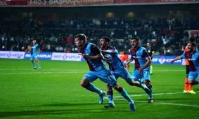 فرصت‌سوزی یاران حسینی برای صدرنشینی در ترکیه