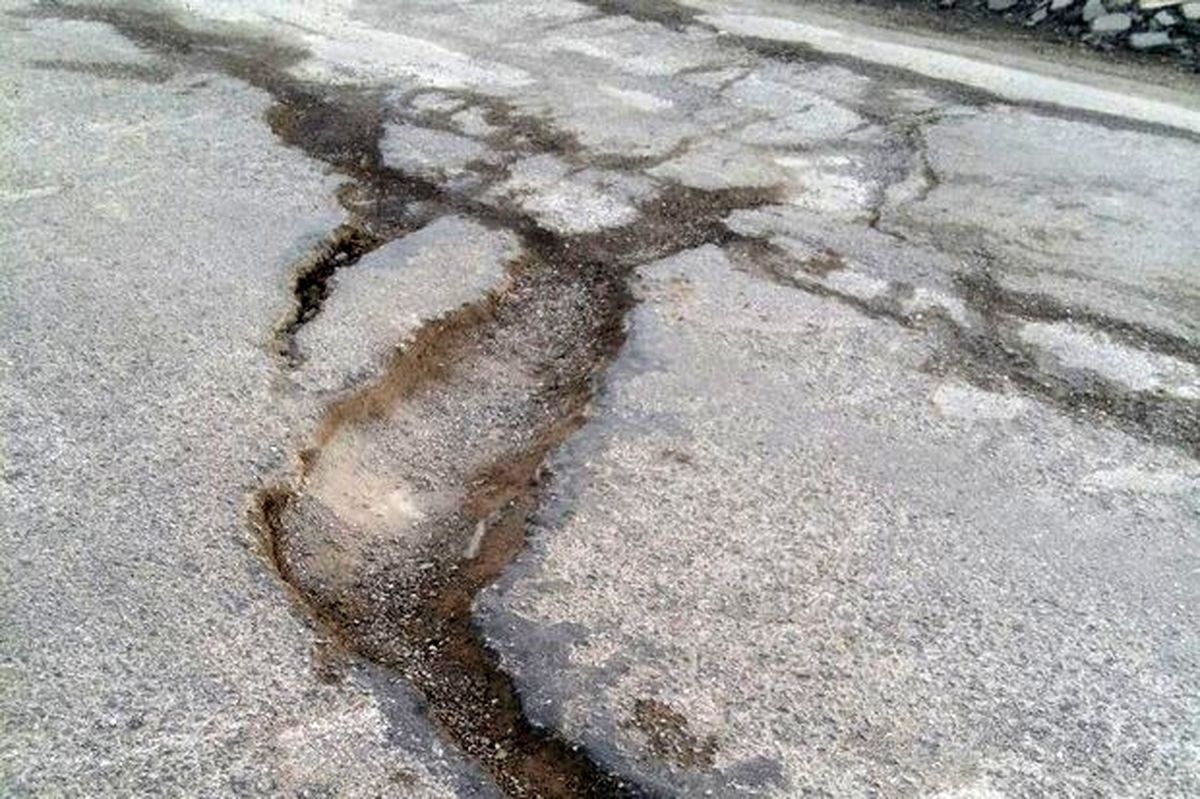 نشست آسفالت خیابانهای تهران بعد از بارندگی