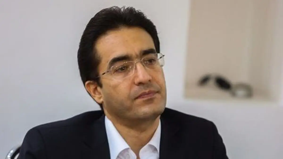 کاهش واردات گوشی همراه مسافری پس از لغو معافیت ۸۰ دلاری