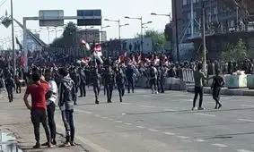 ۴۸ ساعت مهم برای عراق/ تهدید مقتدی صدر برای حضور نیروهایش در منطقه سبز بغداد در صورت عدم استعفای عادل عبدالمهدی