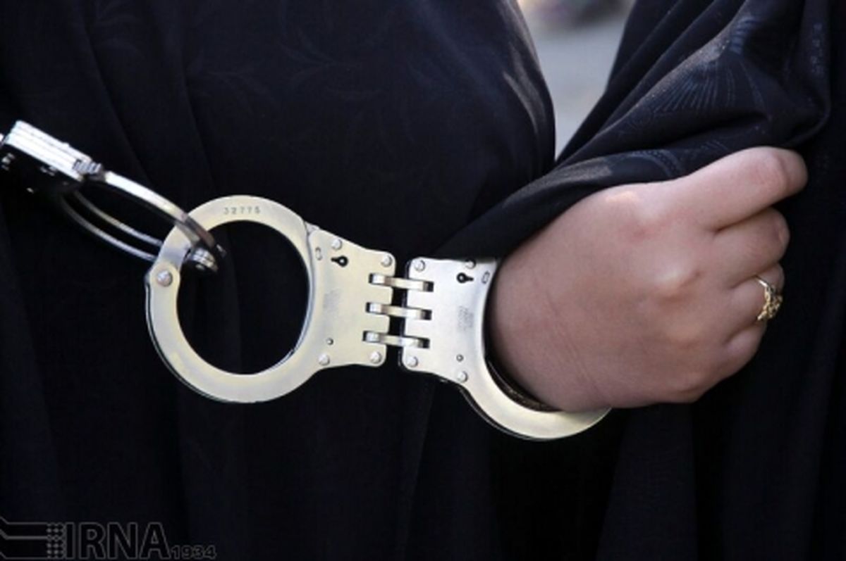 موادفروشی درون پراید در حاشیه پارک ملت مشهد