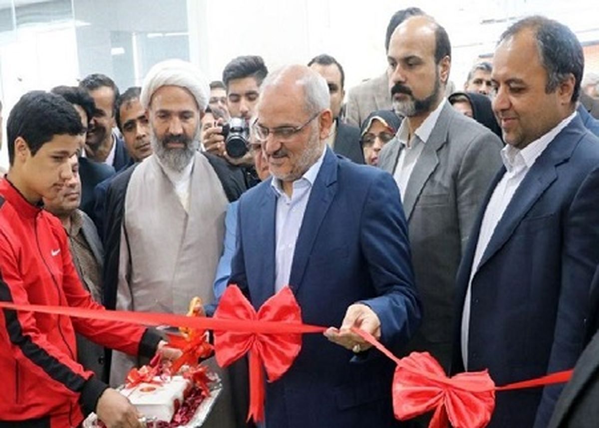 ۷ سالن ورزشی ‌با حضور وزیر ٖٖآموزش و پرورش در مشهد مقدس افتتاح شد